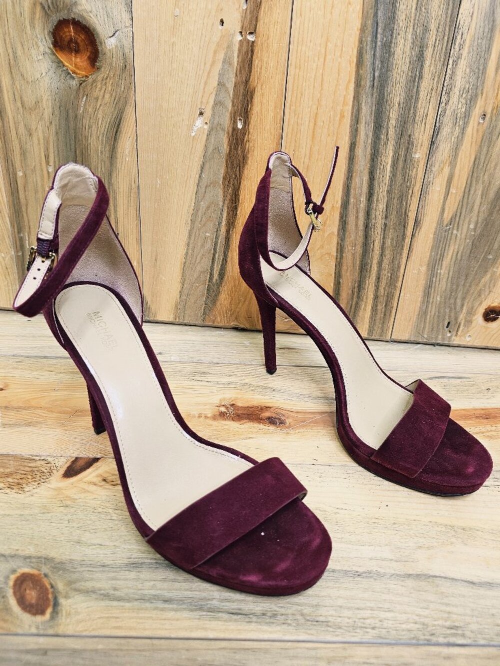 MICHAEL MICHEL KORS Sexy Maroon Suuede Stiletto Heel Size 9.5